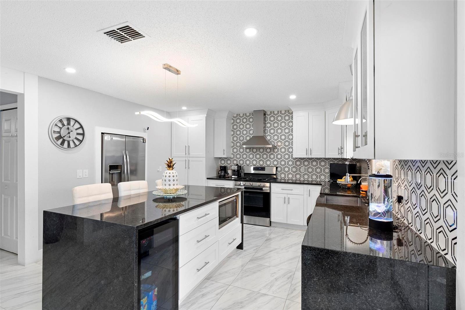 3318 DEWBERRY DR, DELTONA, FL, 32738