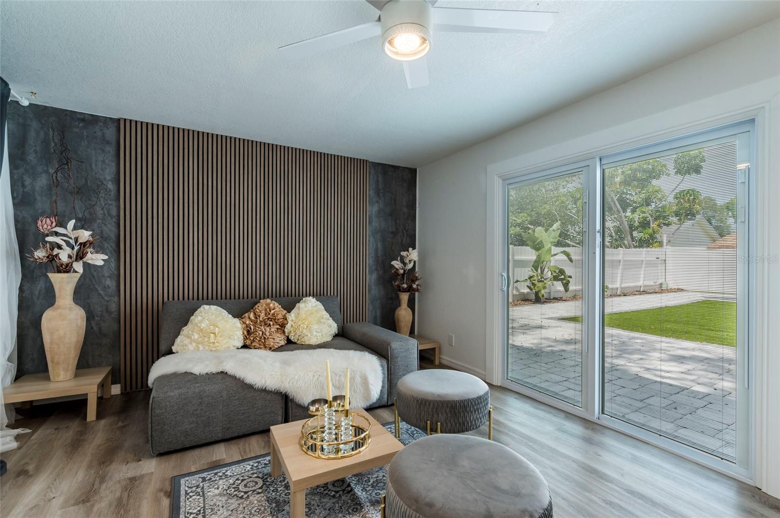 10064 82ND ST, SEMINOLE, FL, 33777