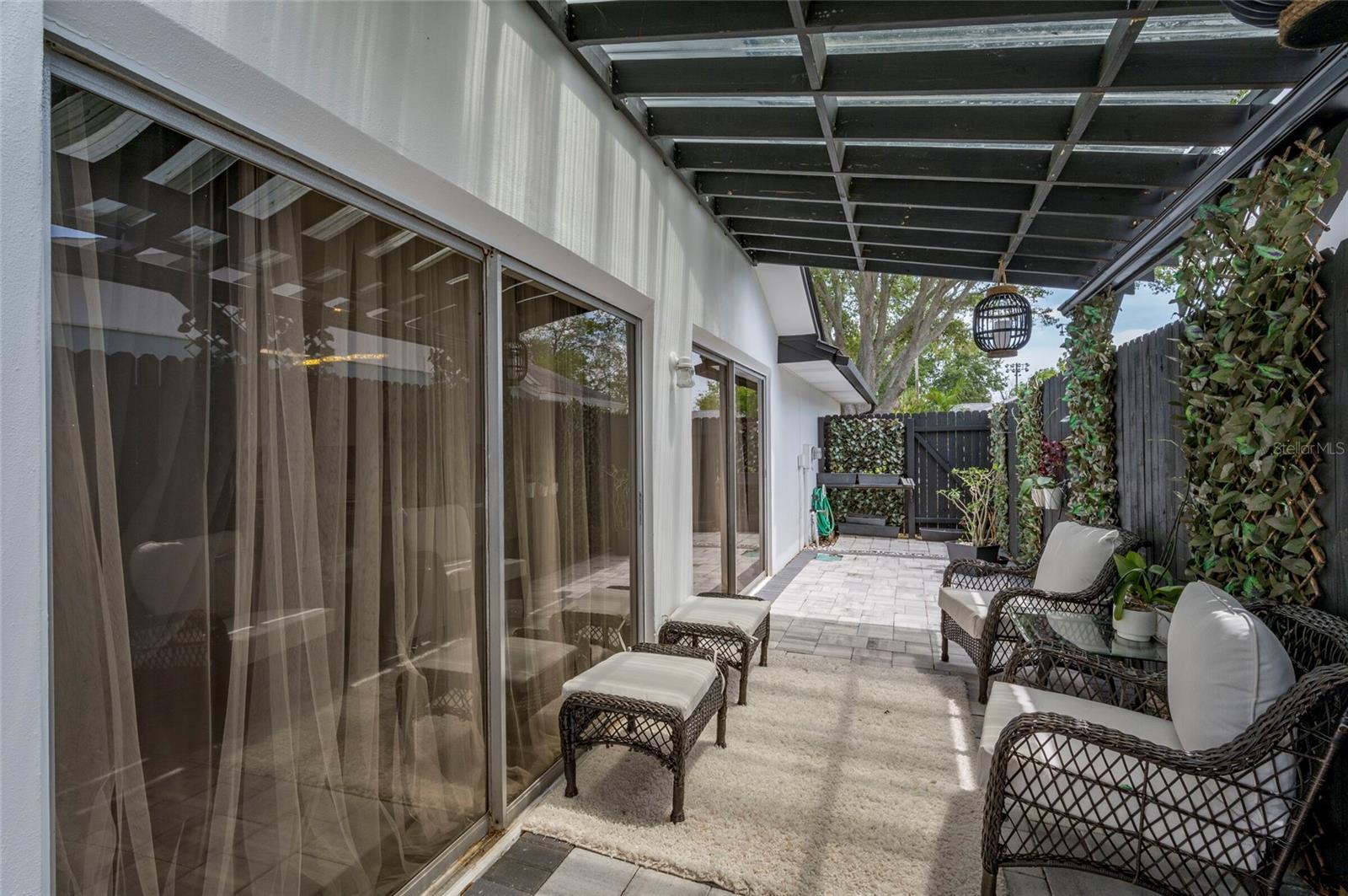 10064 82ND ST, SEMINOLE, FL, 33777