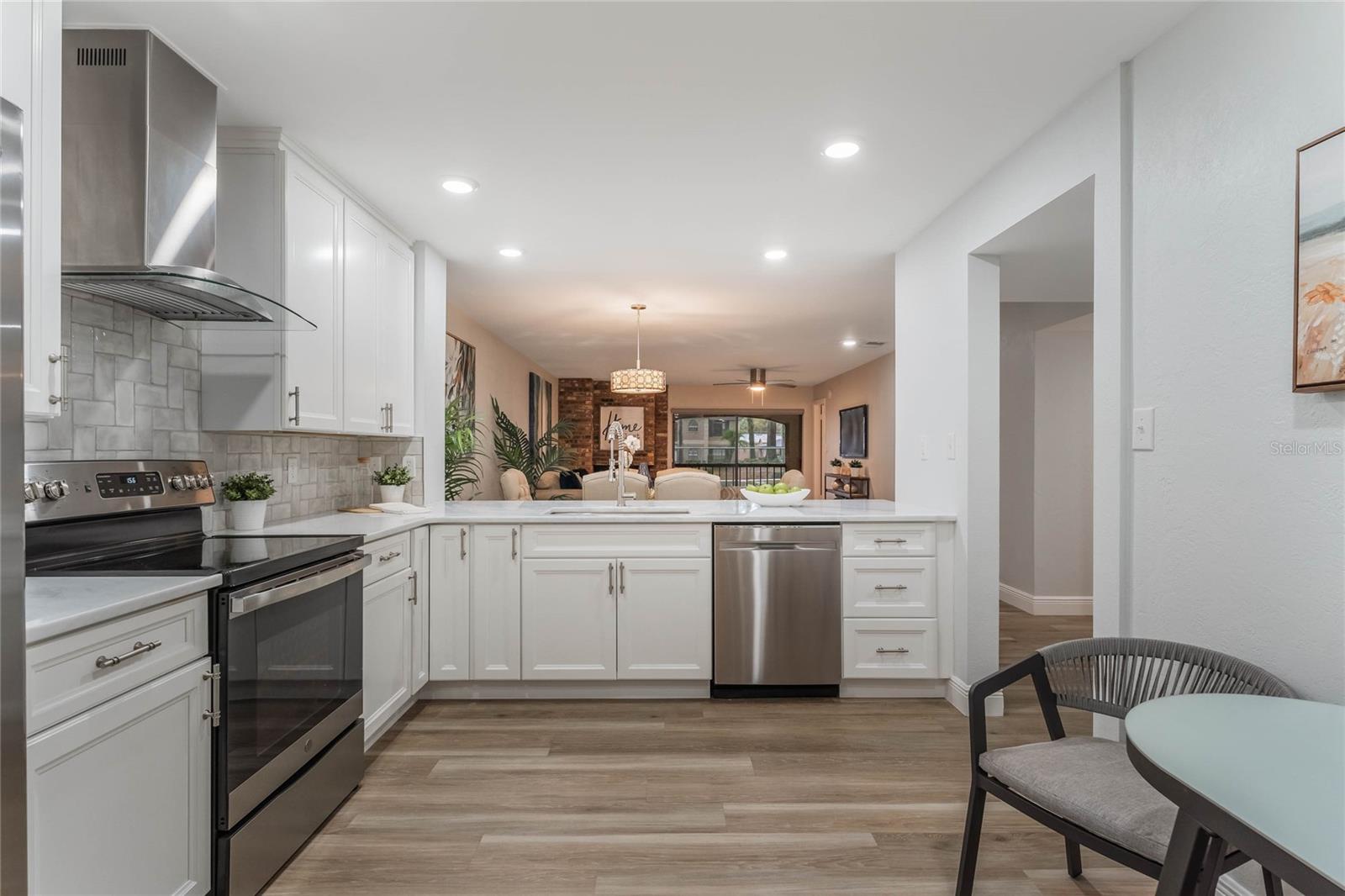 1055 KENSINGTON PARK DR #111, ALTAMONTE SPRINGS, FL, 32714