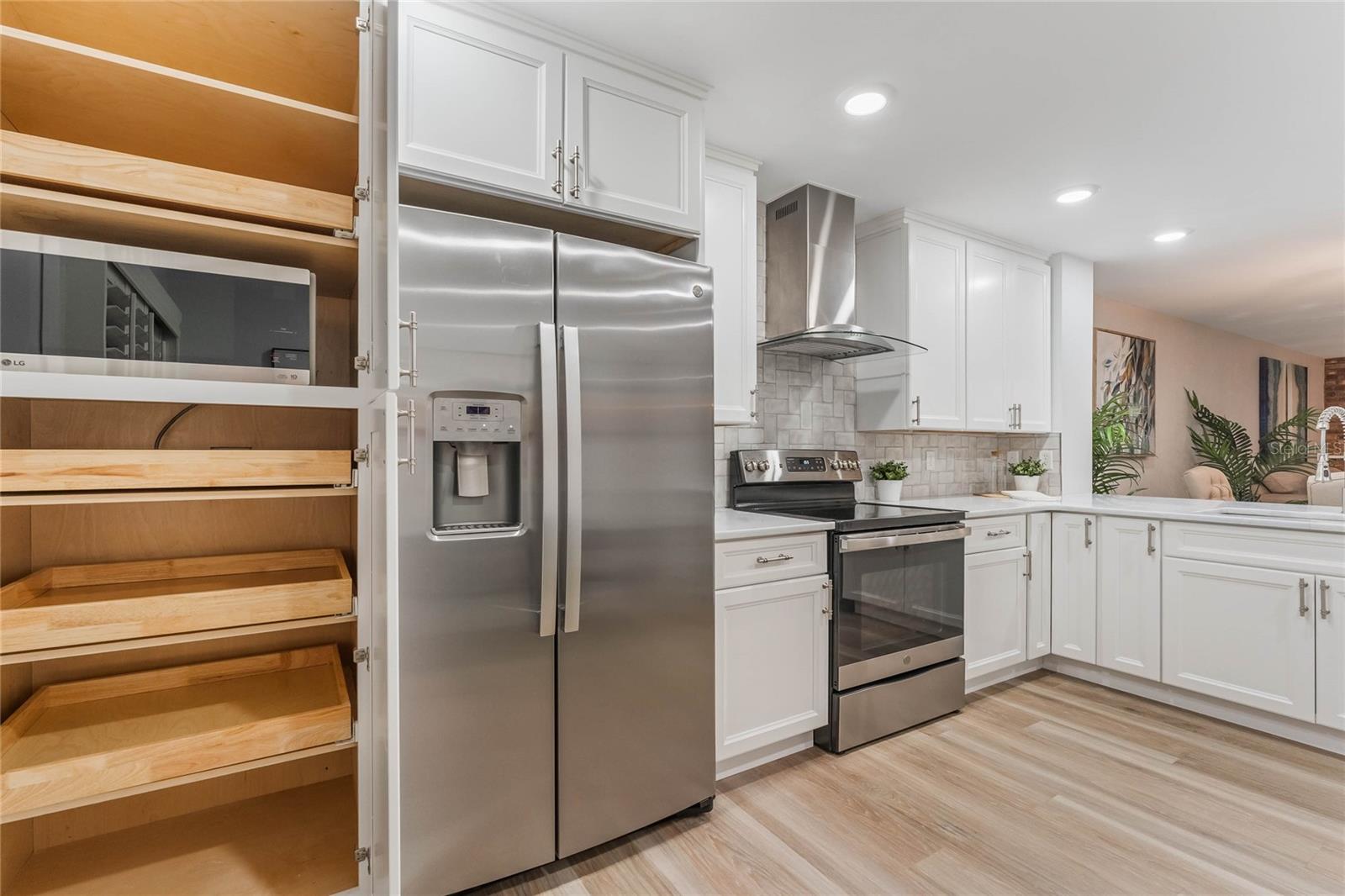 1055 KENSINGTON PARK DR #111, ALTAMONTE SPRINGS, FL, 32714
