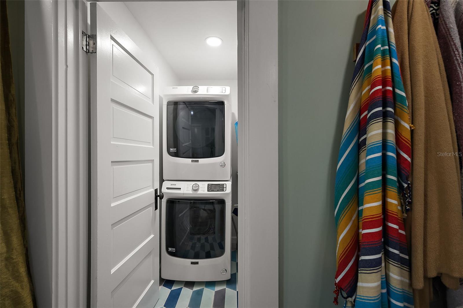 936 N ALEXANDER ST, MOUNT DORA, FL, 32757