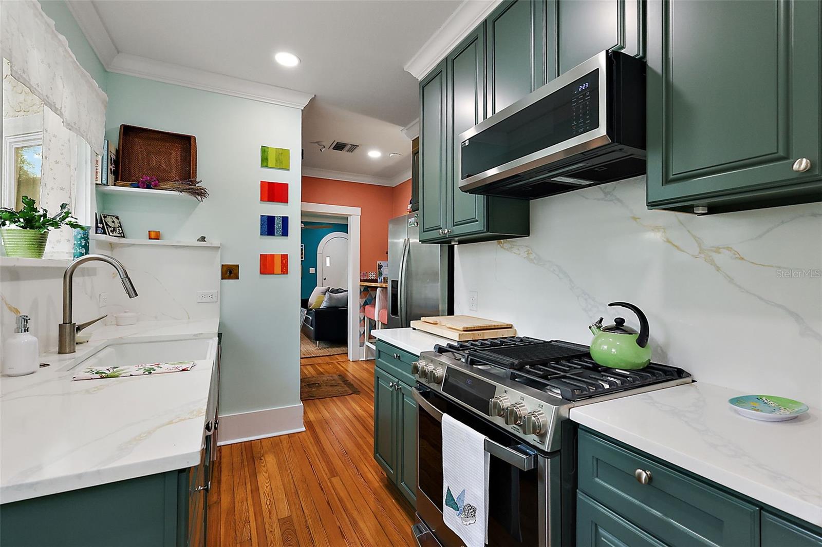 936 N ALEXANDER ST, MOUNT DORA, FL, 32757