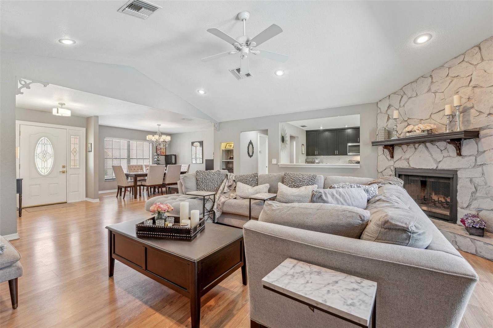395 FOREST PARK RD, OLDSMAR, FL, 34677
