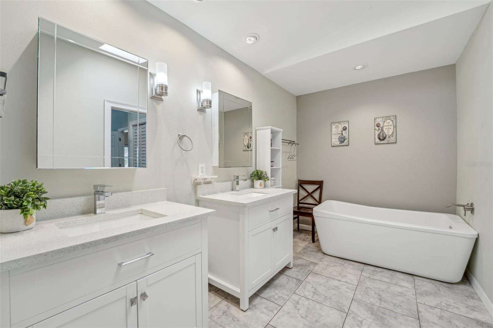 395 FOREST PARK RD, OLDSMAR, FL, 34677