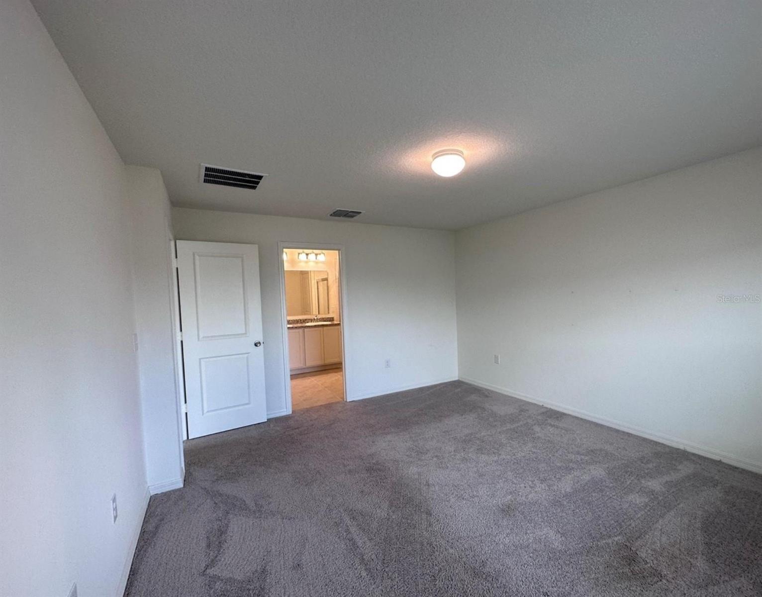 9022 HOOTON WAY, DAVENPORT, FL, 33896