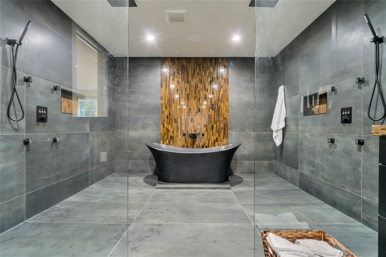 900 W PLANT ST, WINTER GARDEN, FL, 34787