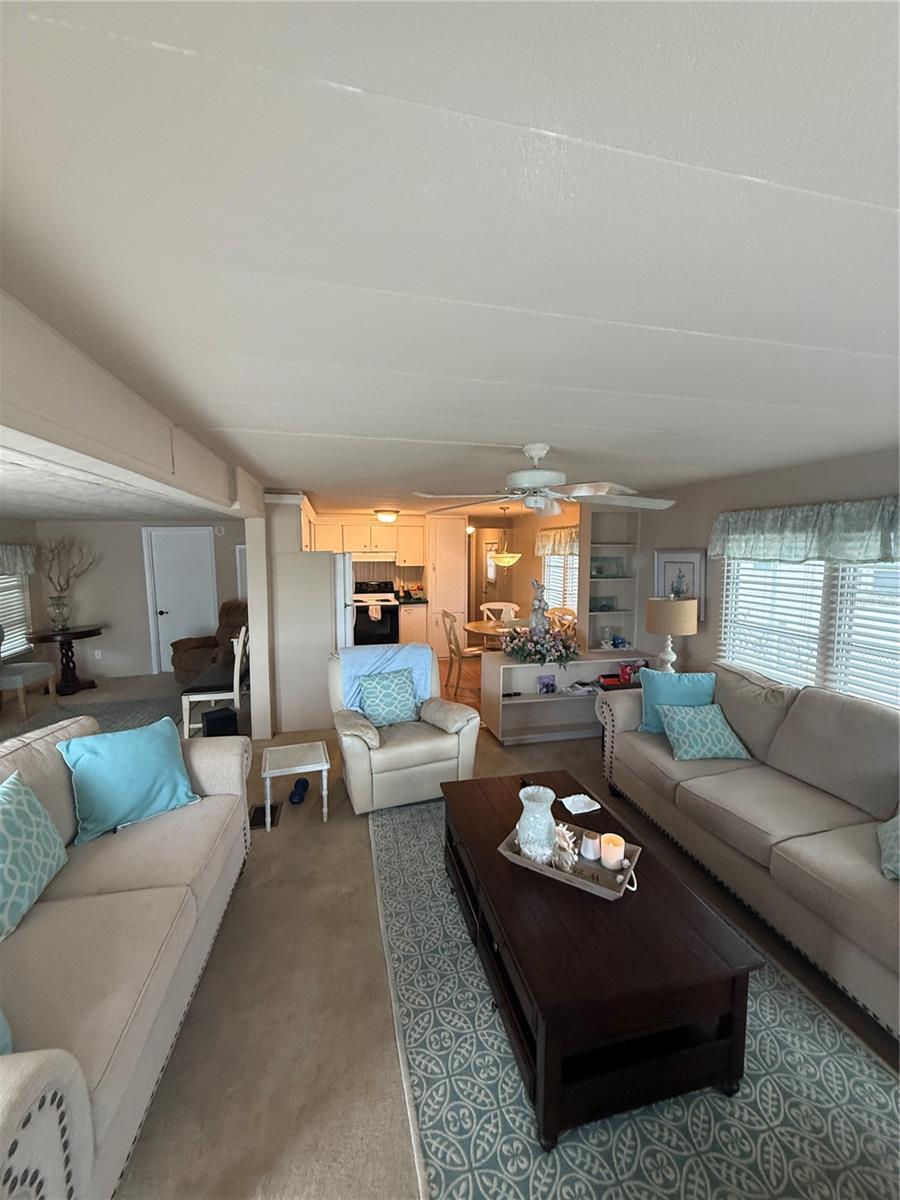 TB8353347 Property Photo