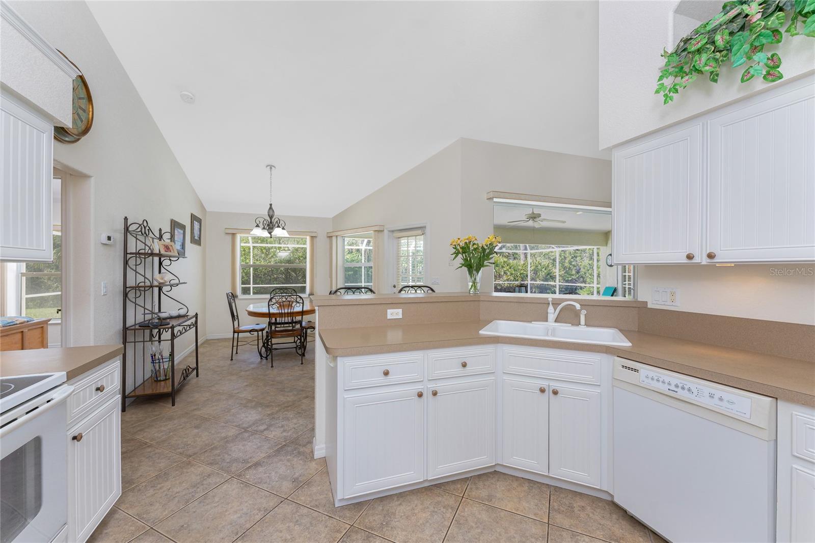 48 PAR VIEW CT, ROTONDA WEST, FL, 33947