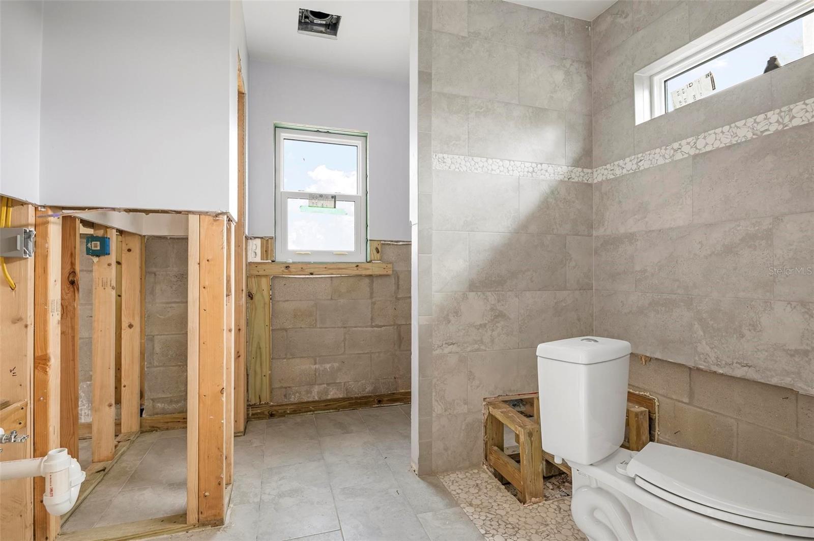 201 84TH ST, HOLMES BEACH, FL, 34217