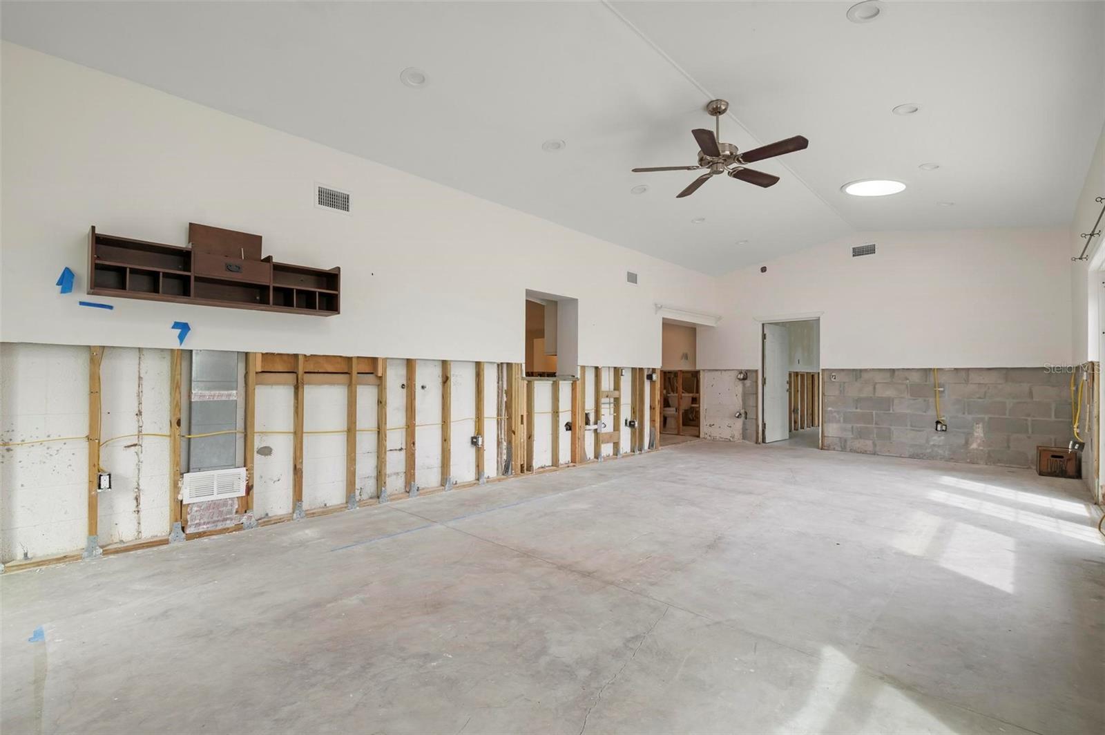 201 84TH ST, HOLMES BEACH, FL, 34217