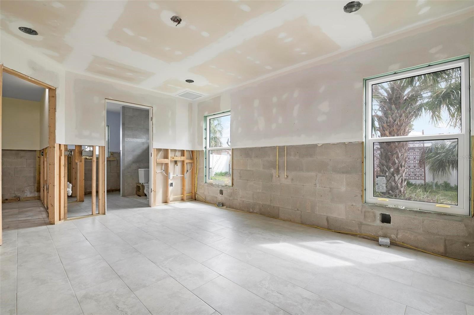 201 84TH ST, HOLMES BEACH, FL, 34217