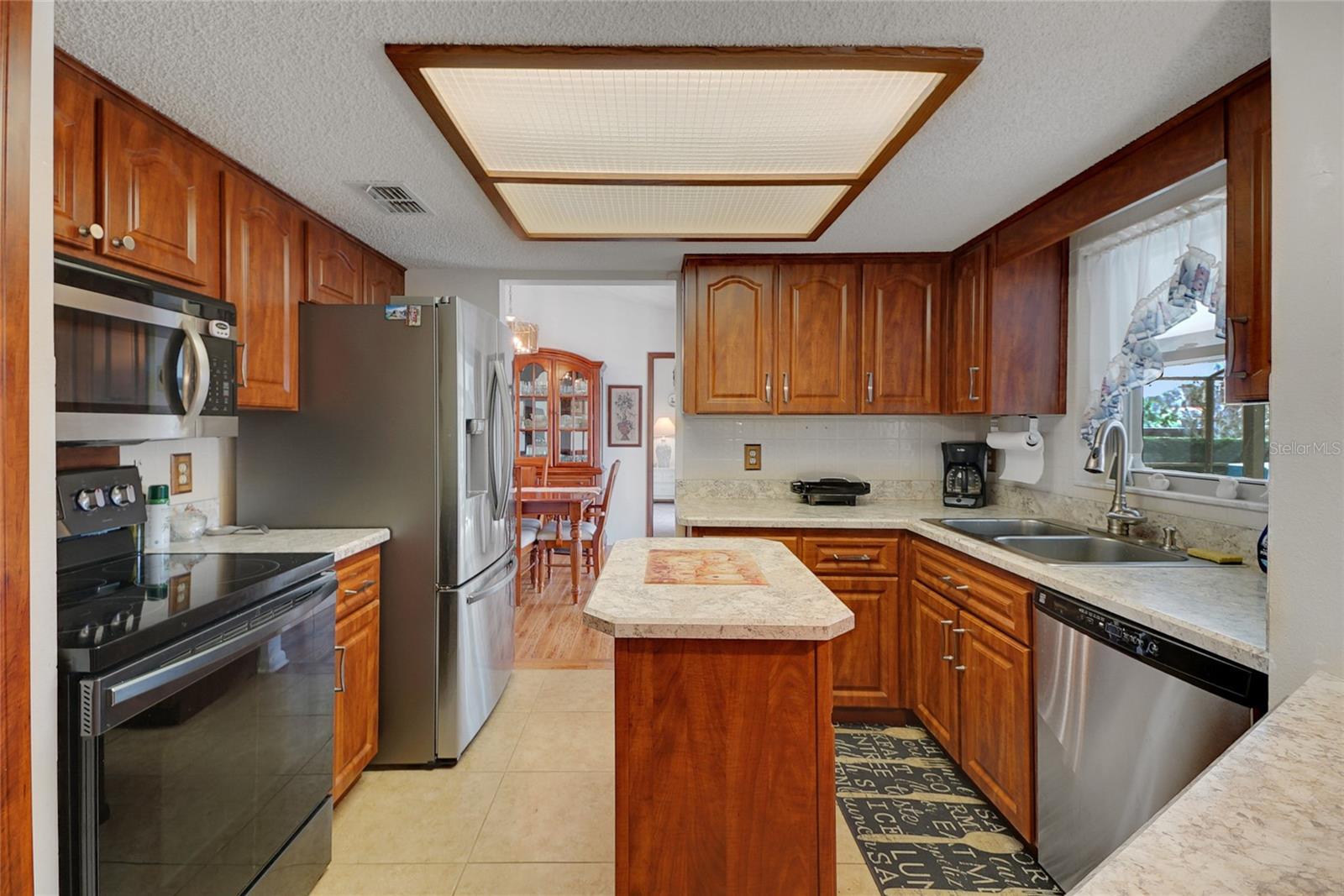 12338 S PUTNEY CT, LEESBURG, FL, 34788