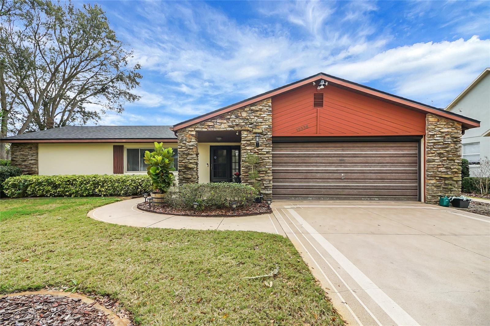 12338 S PUTNEY CT, LEESBURG, FL, 34788