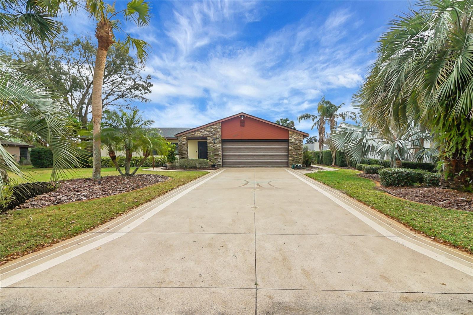 12338 S PUTNEY CT, LEESBURG, FL, 34788