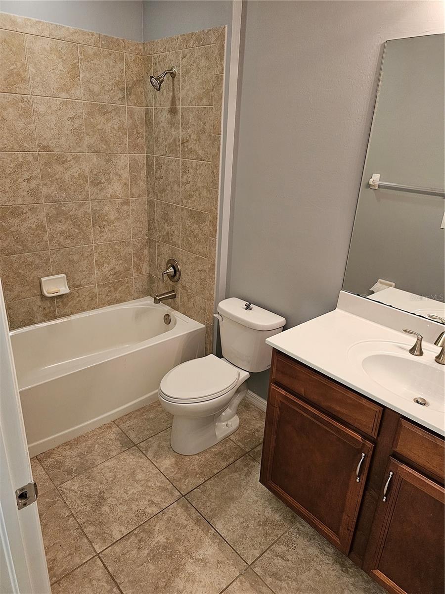 4266 DUTCHESS PARK RD, FORT MYERS, FL, 33916