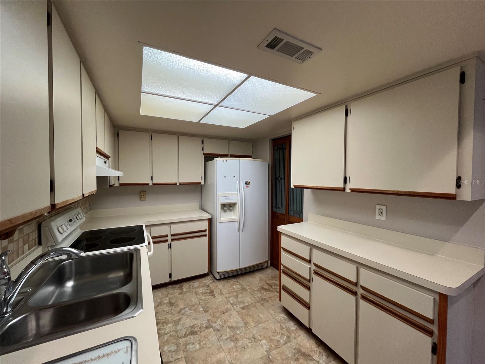 2406 CYPRESS POND RD #2406, PALM HARBOR, FL, 34683