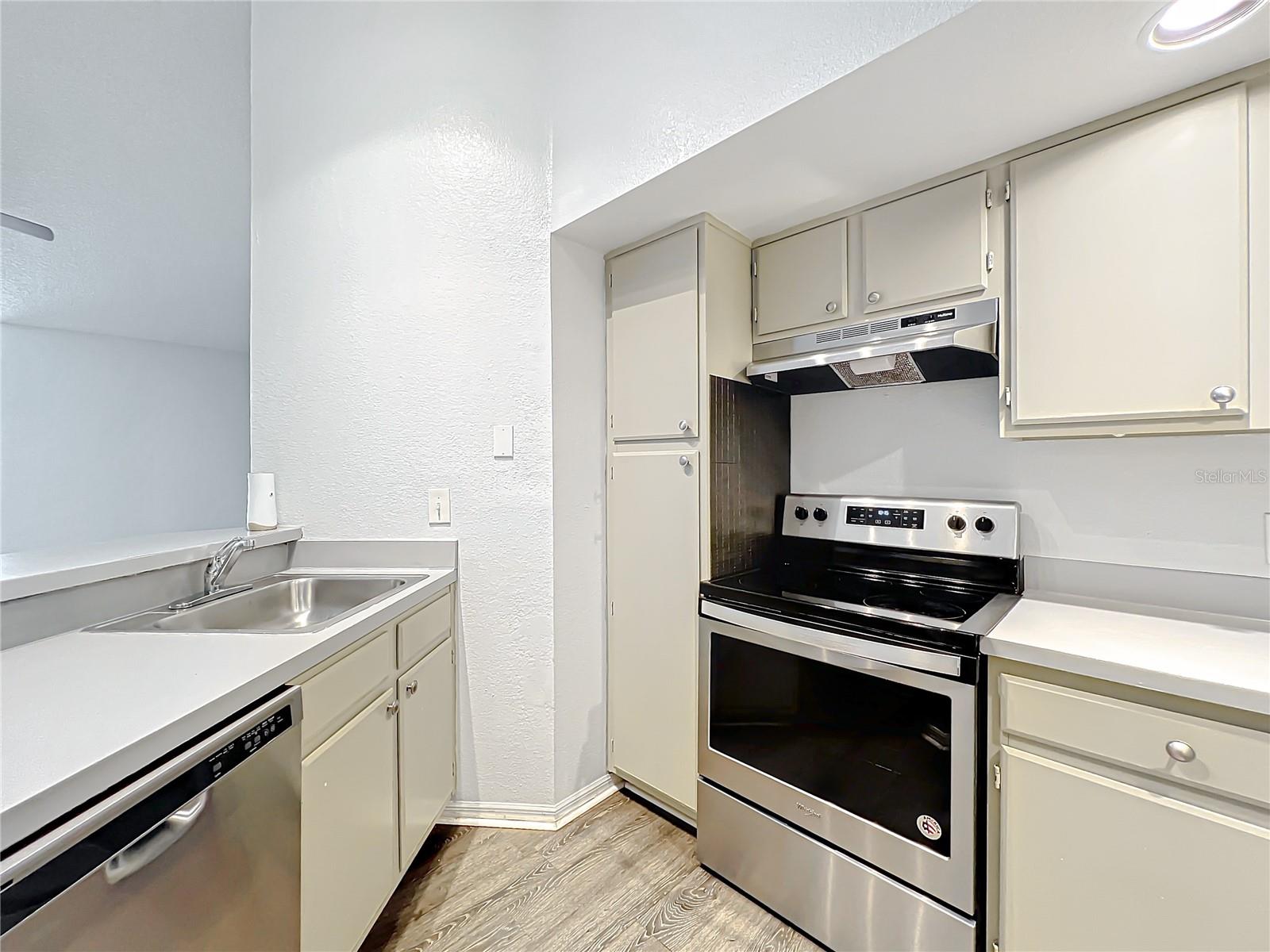 4540 COMMANDER DR #2236, ORLANDO, FL, 32822