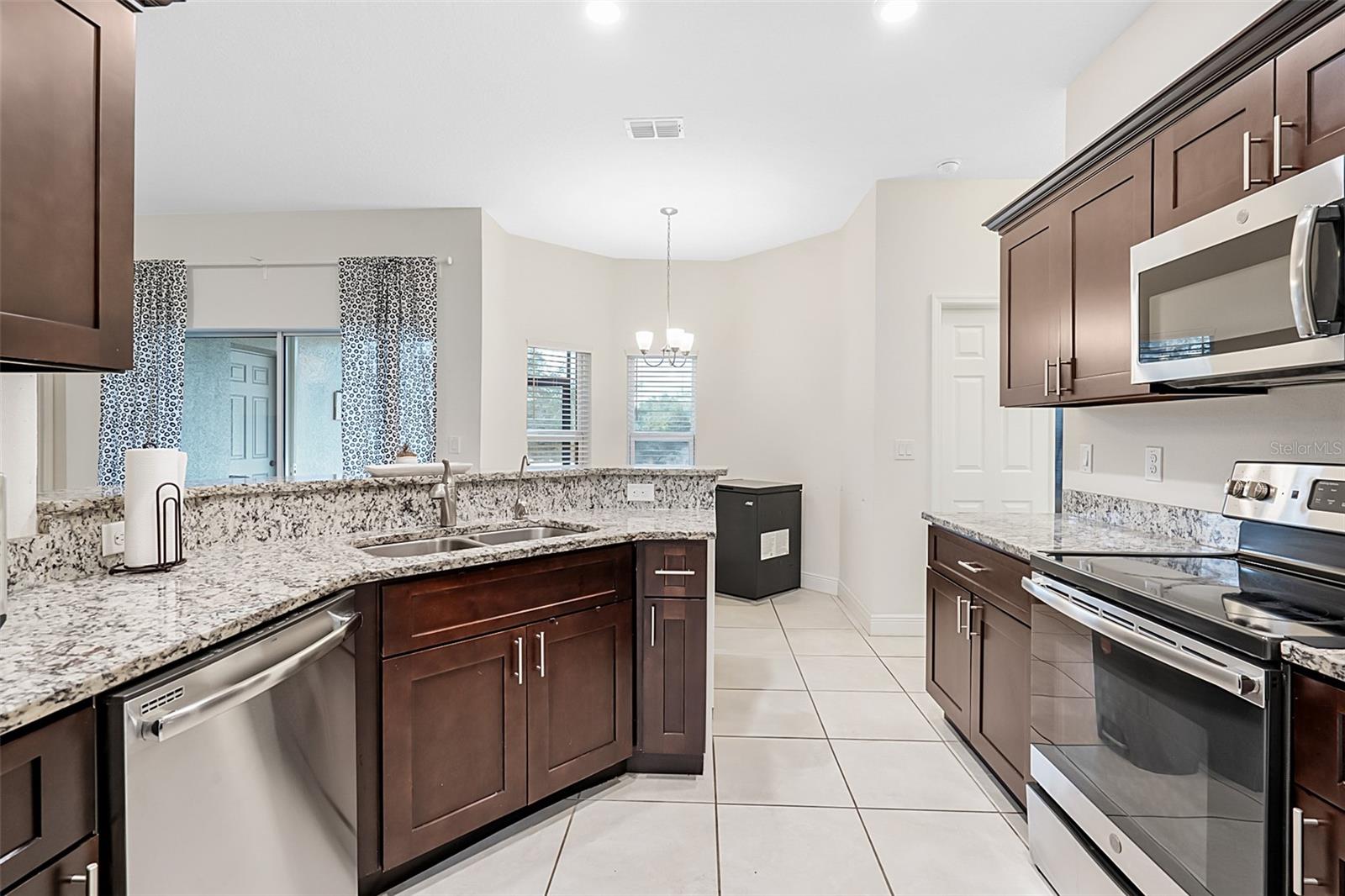 215 ELM CT, KISSIMMEE, FL, 34759