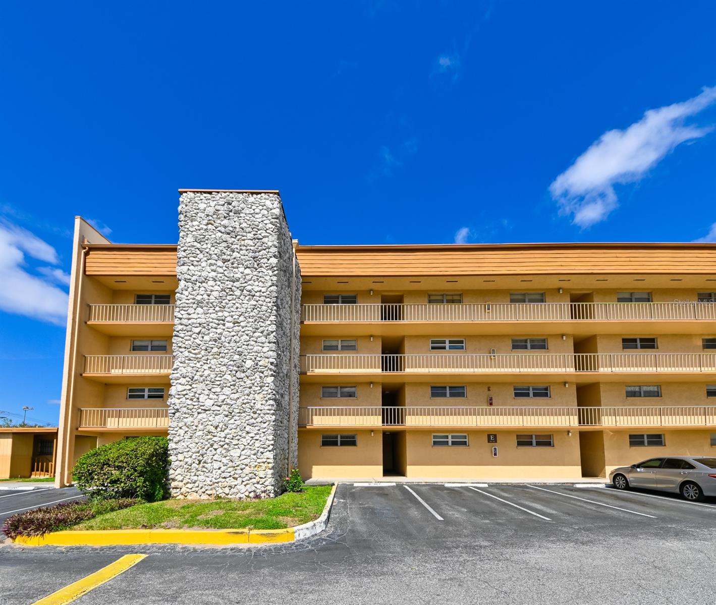 5820 N CHURCH AVE #430, TAMPA, FL, 33614