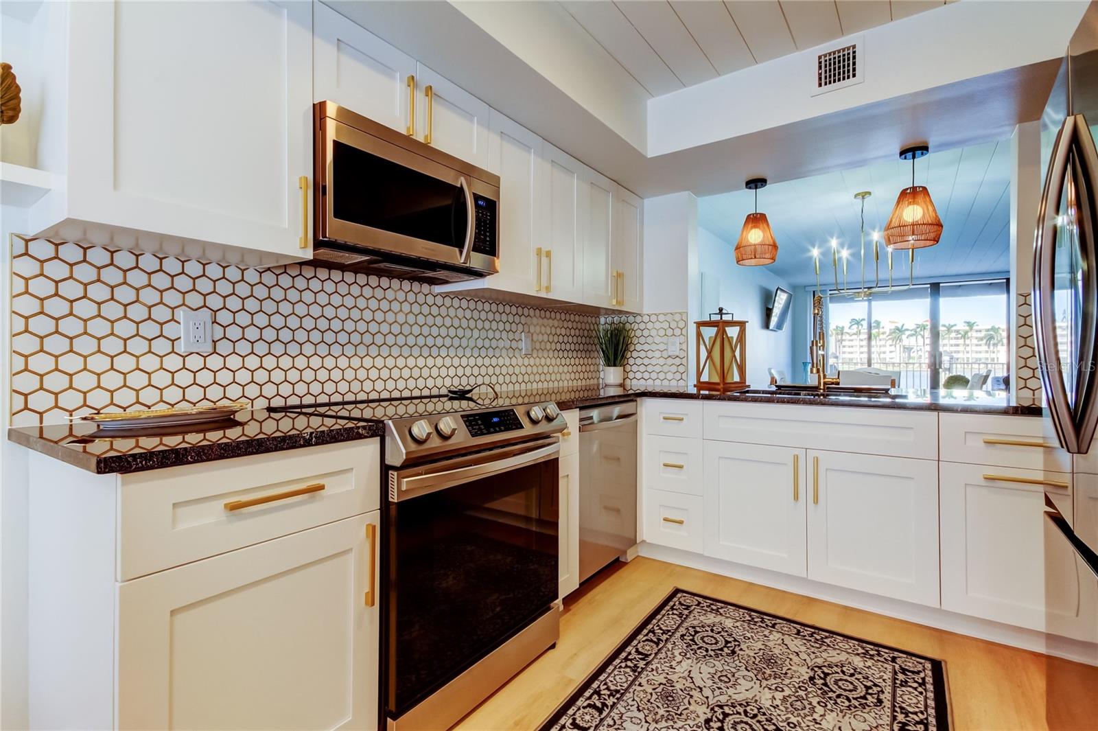 6290 BAHIA DEL MAR CIR #5, ST PETERSBURG, FL, 33715