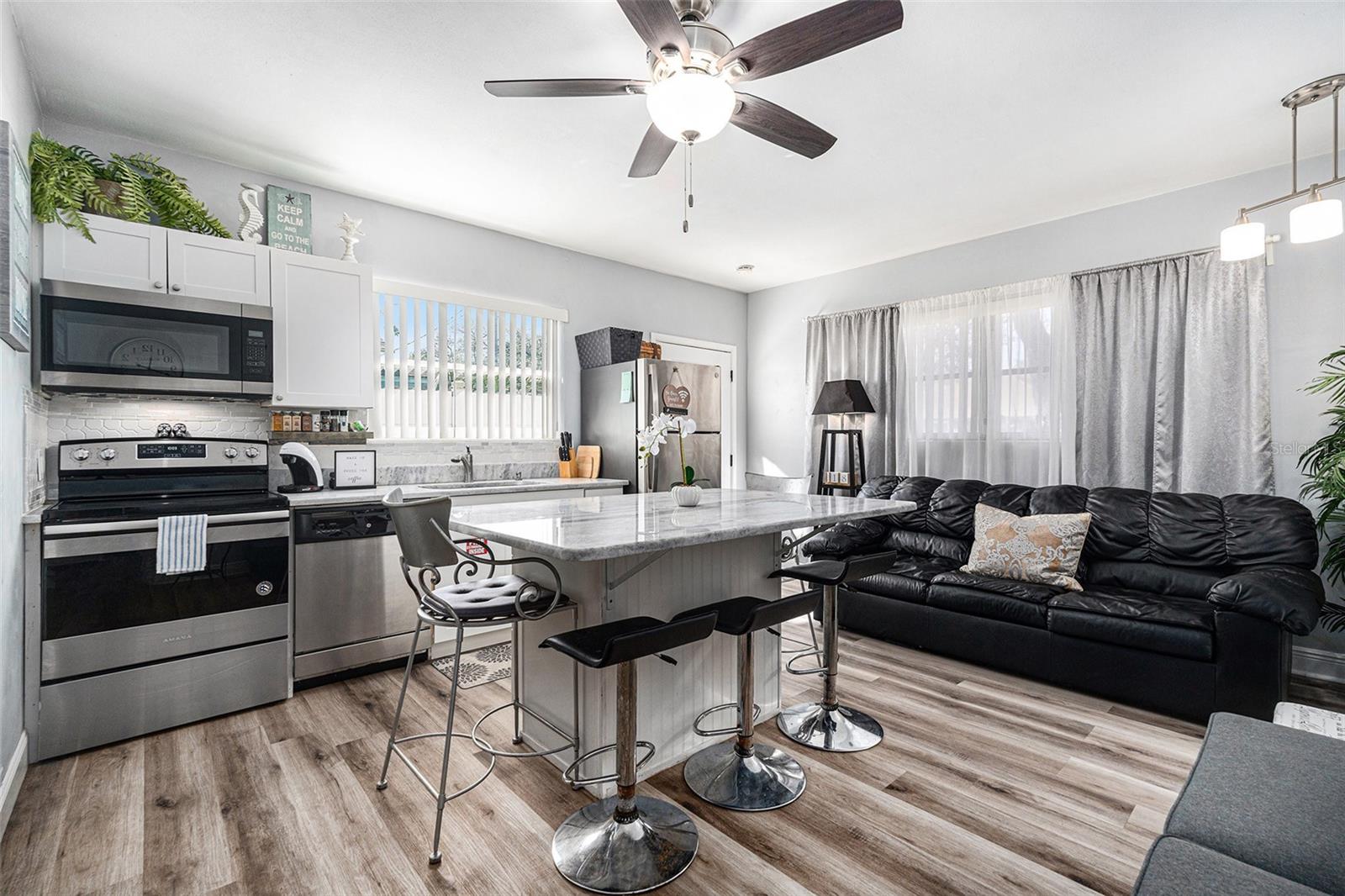 270 4TH ST NW #A&B, LARGO, FL, 33770