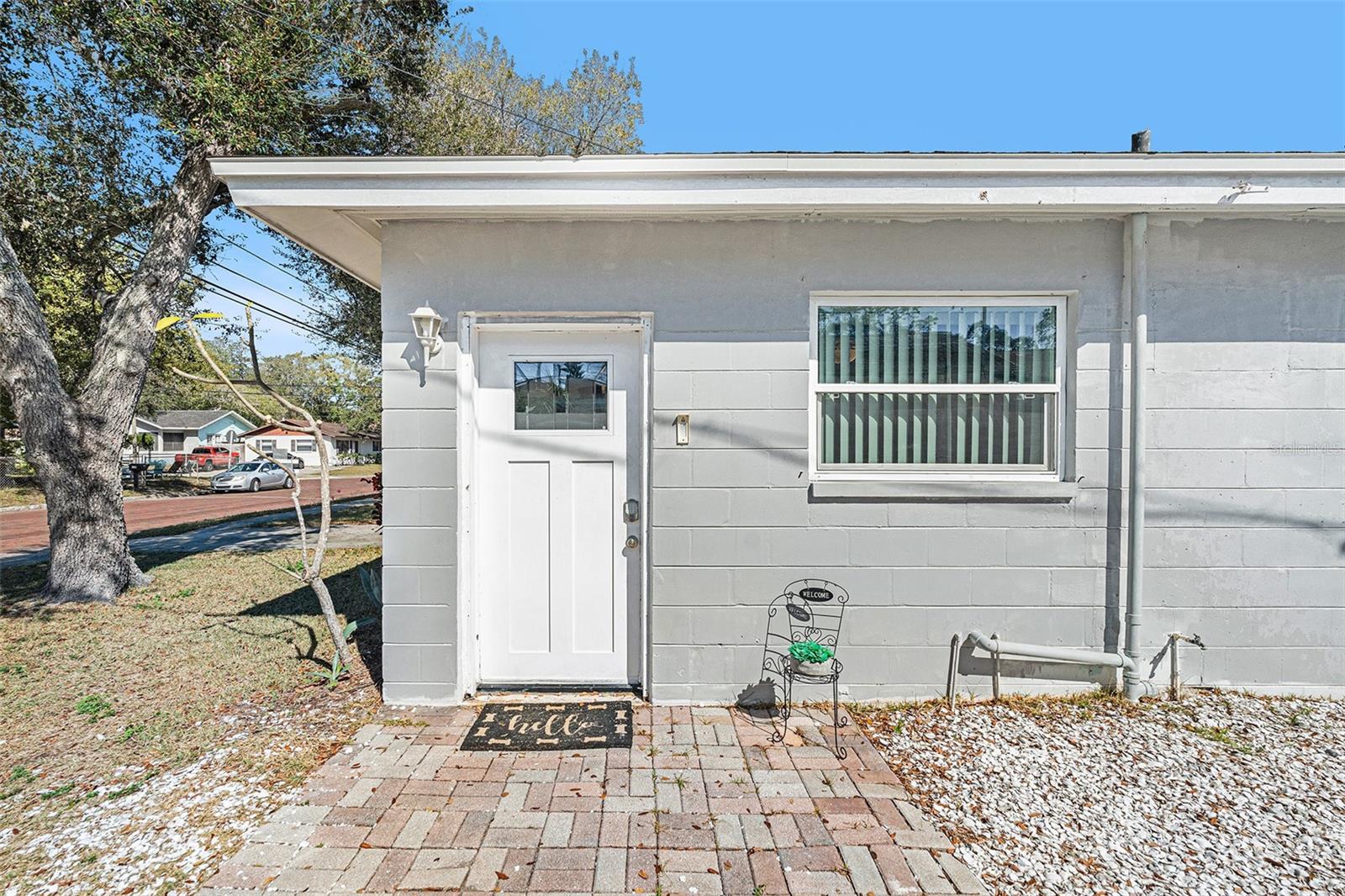 270 4TH ST NW #A&B, LARGO, FL, 33770
