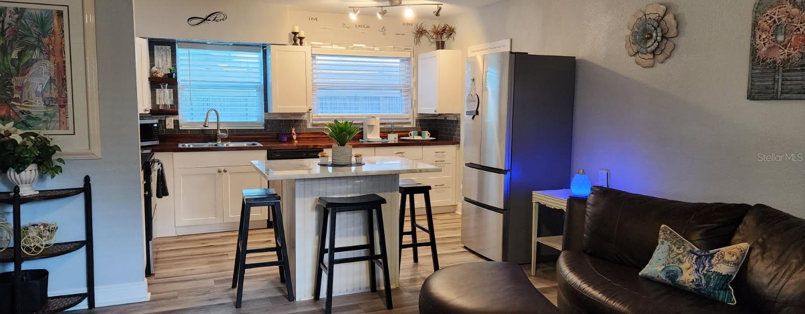 270 4TH ST NW #A&B, LARGO, FL, 33770