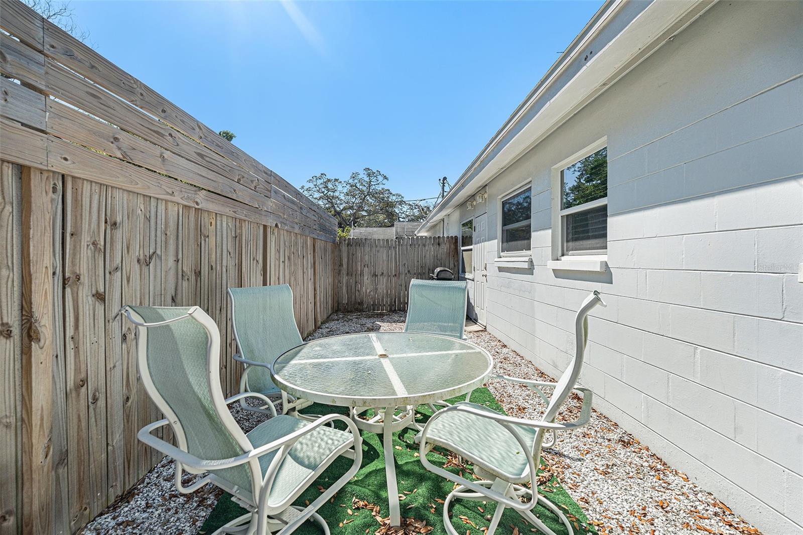 270 4TH ST NW #A&B, LARGO, FL, 33770