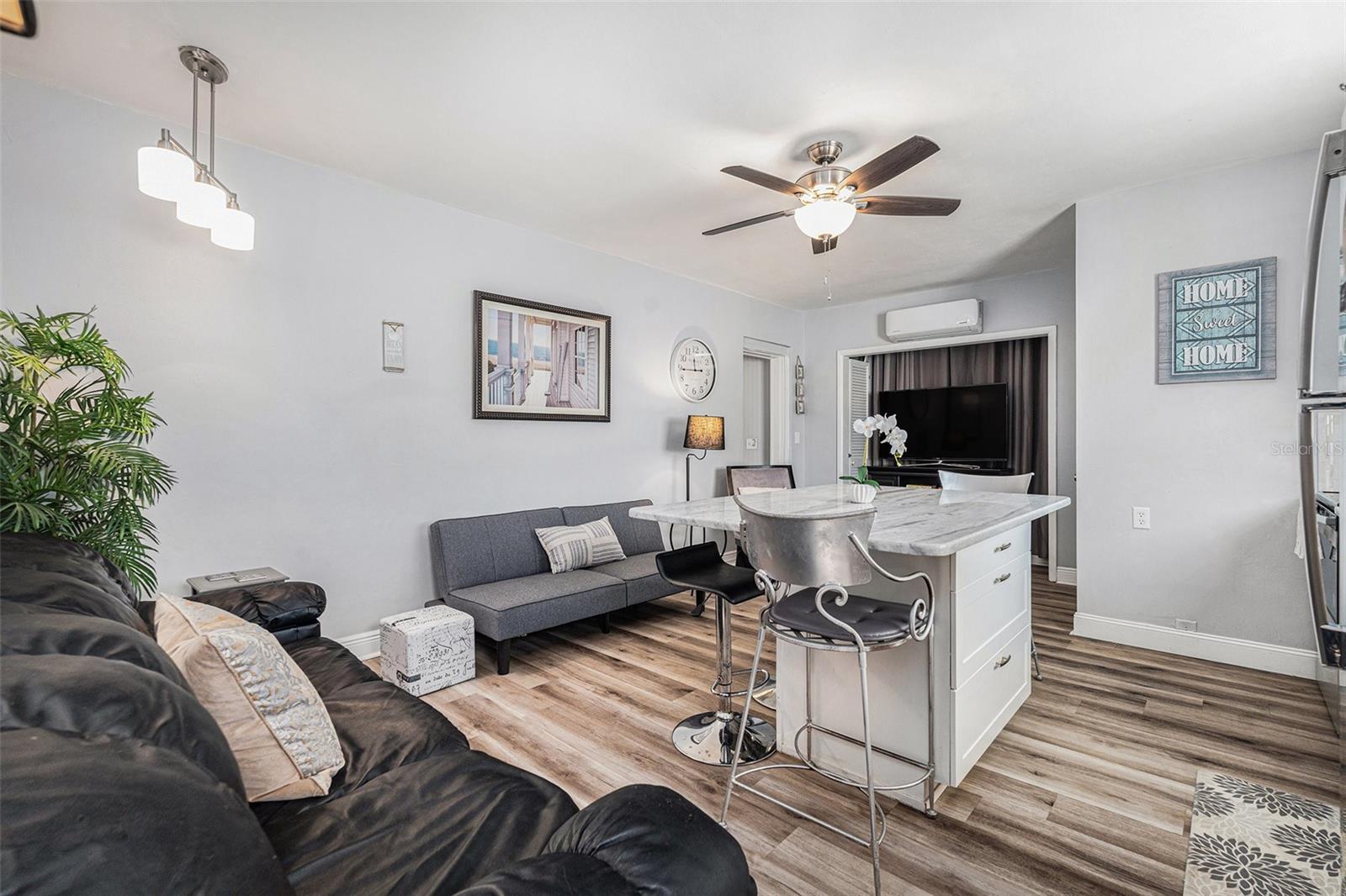 270 4TH ST NW #A&B, LARGO, FL, 33770