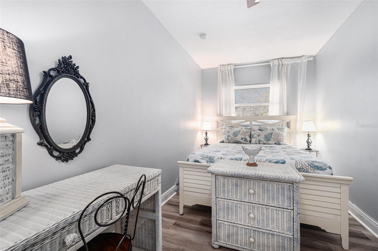 270 4TH ST NW #A&B, LARGO, FL, 33770