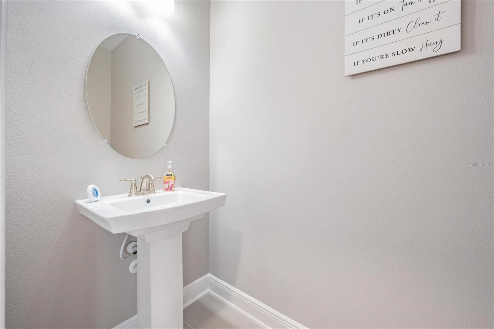 31803 ASBURY AVE, WESLEY CHAPEL, FL, 33545