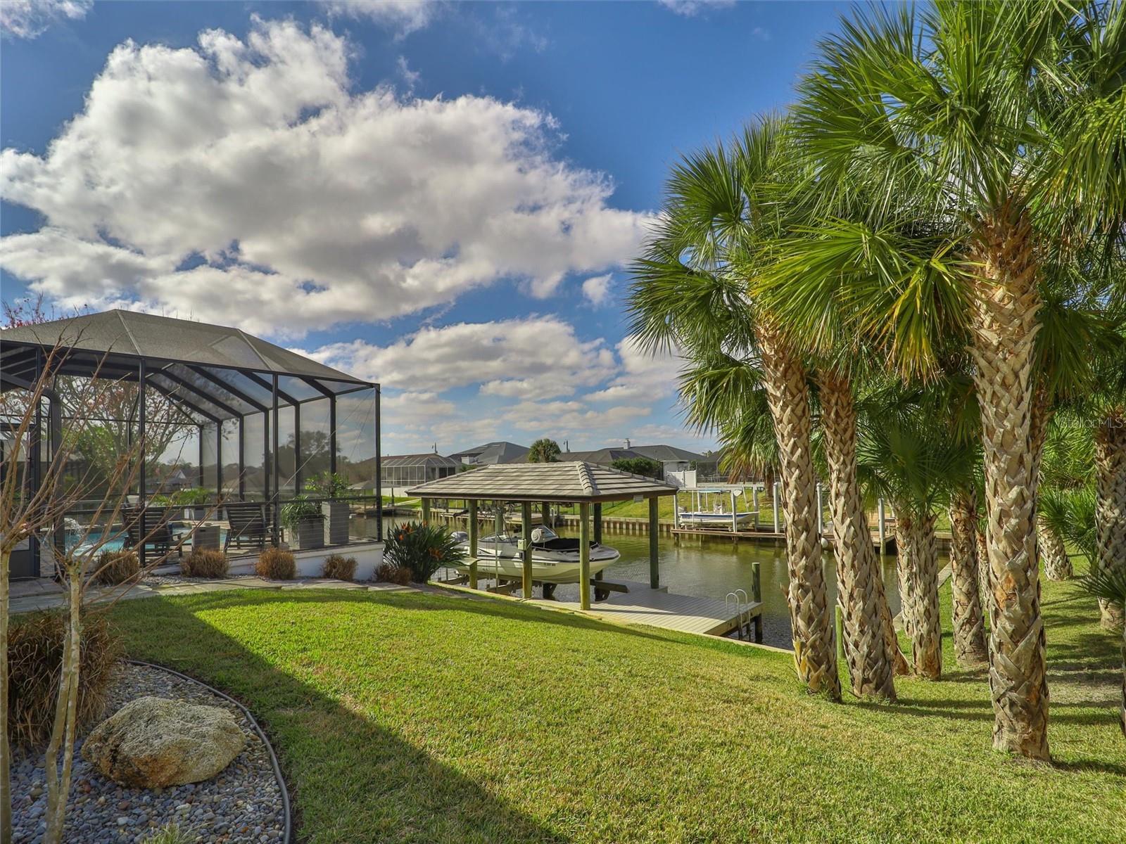 1 CHESTNUT CT, PALM COAST, FL, 32137