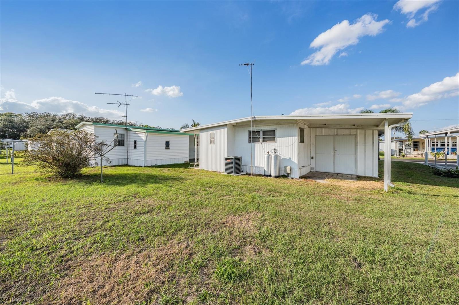 37042 LOIS AVE, ZEPHYRHILLS, FL, 33542