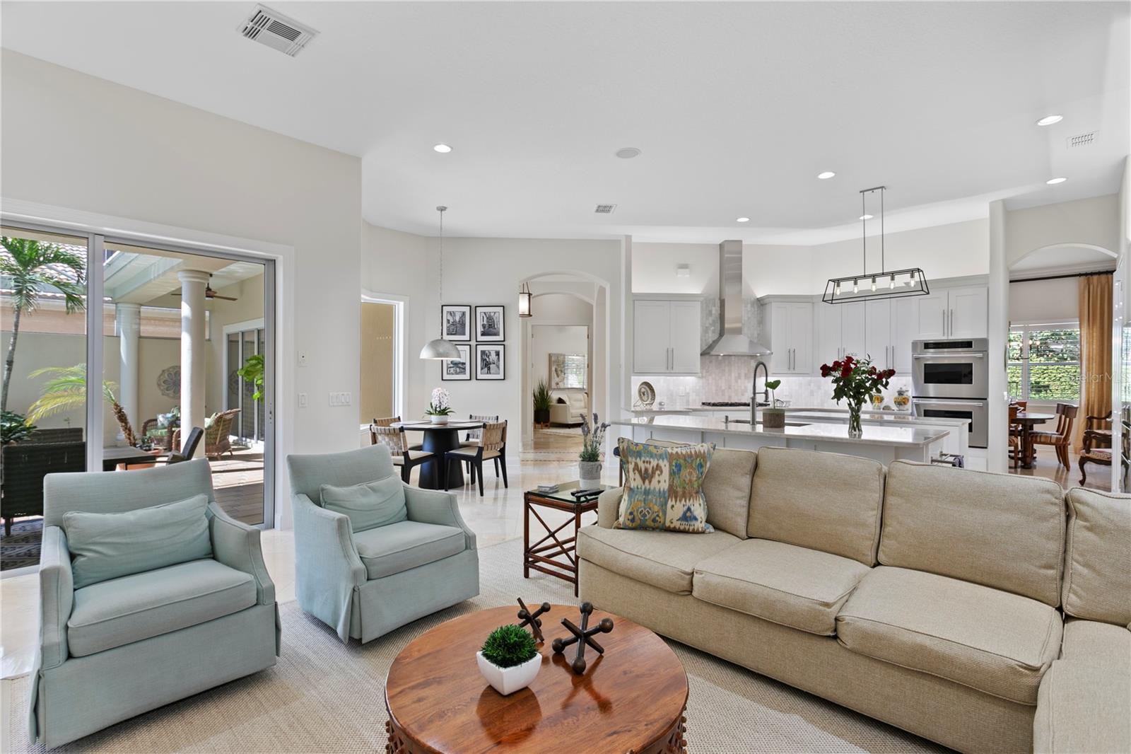 603 VIENTO DE AVILA, TAMPA, FL, 33613