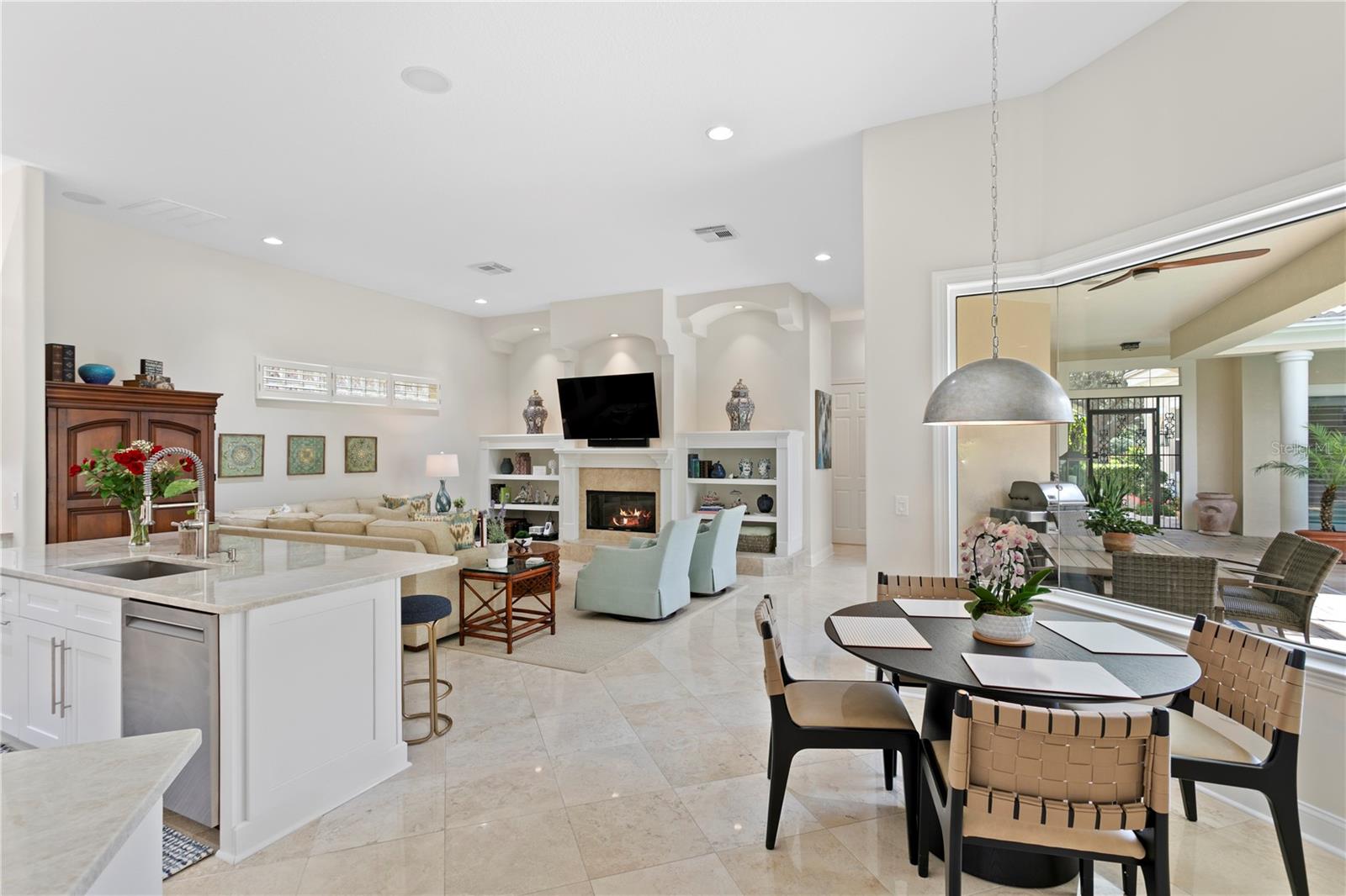 603 VIENTO DE AVILA, TAMPA, FL, 33613