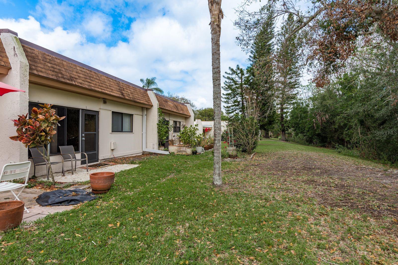 TB8353399 Property Photo