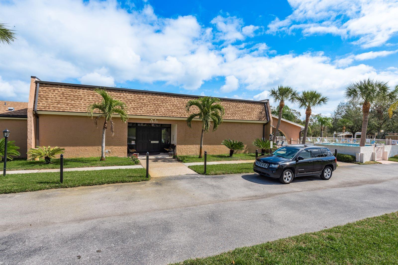 TB8353399 Property Photo