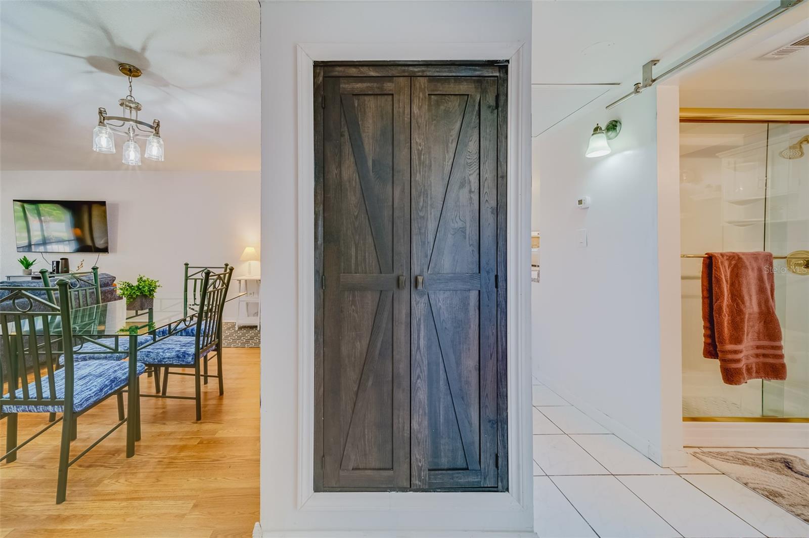 7701 STARKEY RD #208, SEMINOLE, FL, 33777