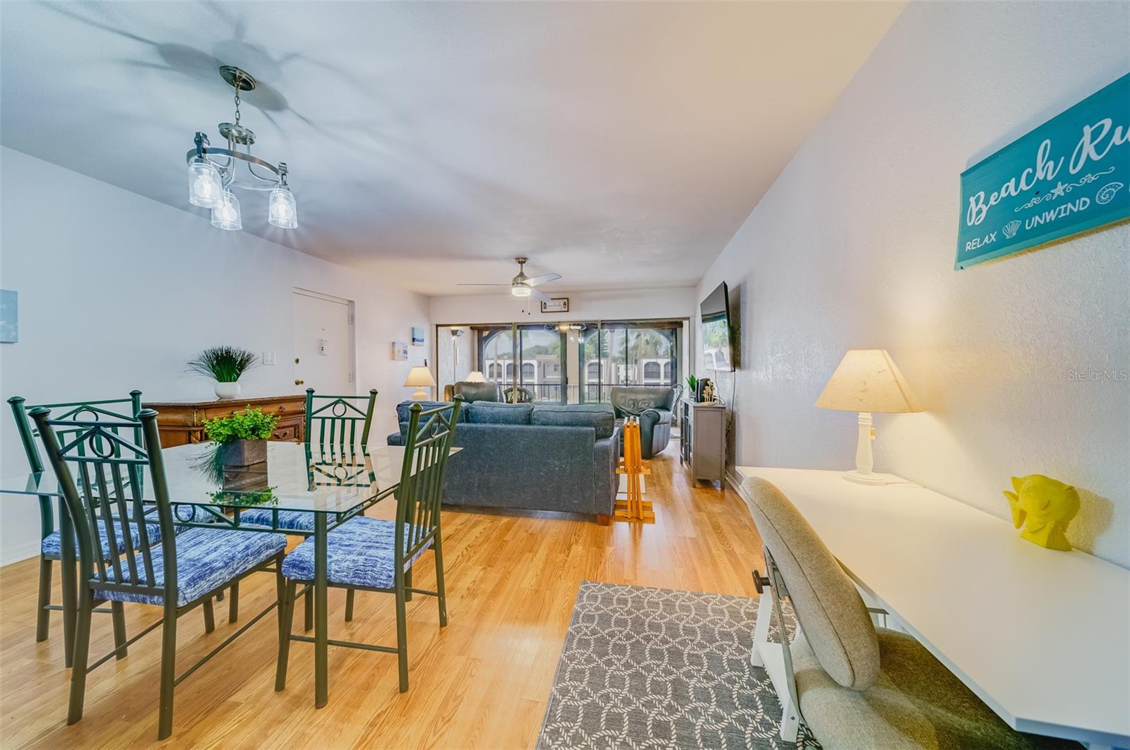 7701 STARKEY RD #208, SEMINOLE, FL, 33777