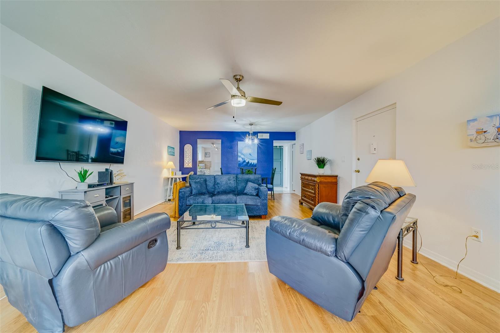 7701 STARKEY RD #208, SEMINOLE, FL, 33777