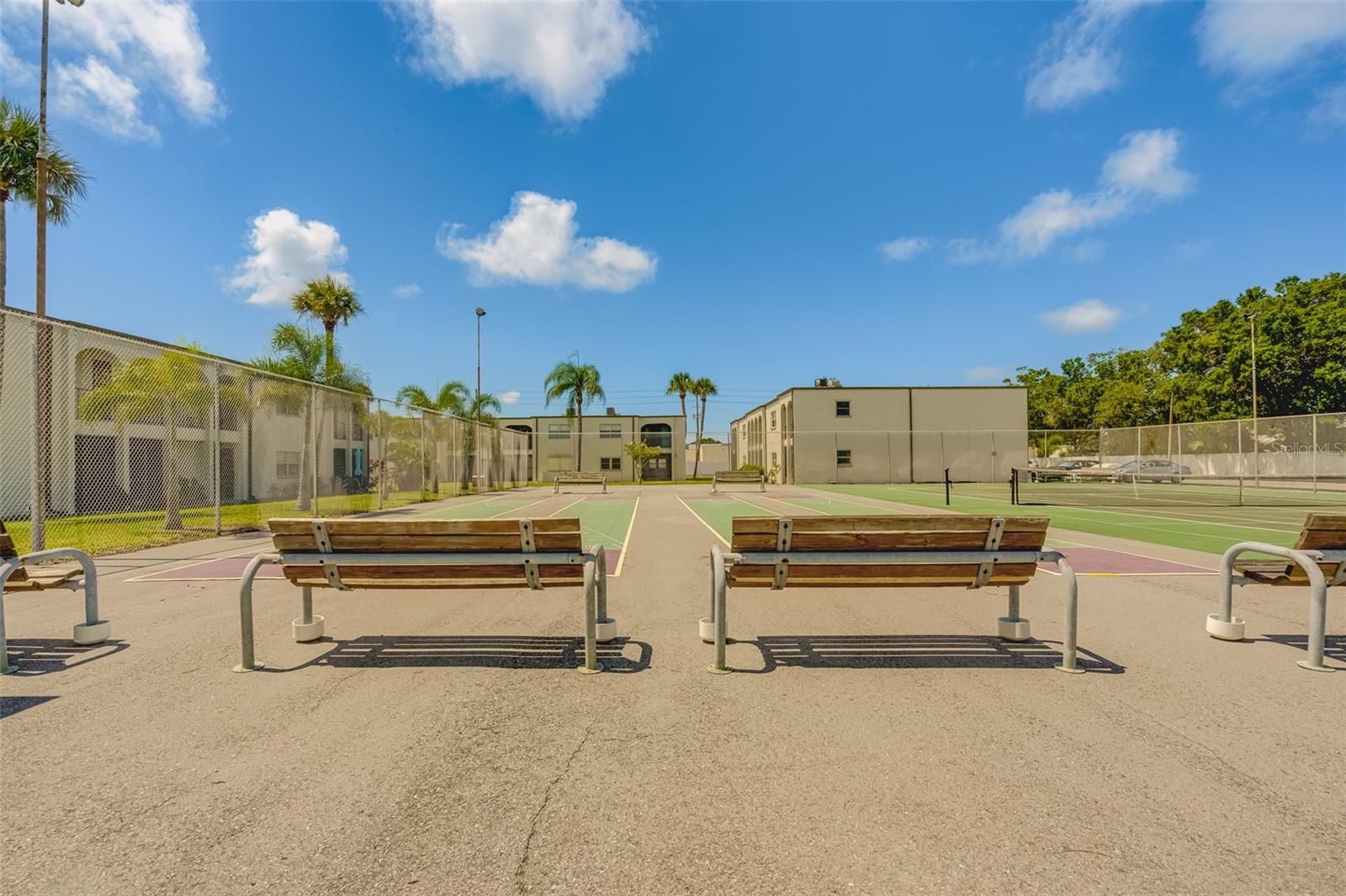 7701 STARKEY RD #208, SEMINOLE, FL, 33777