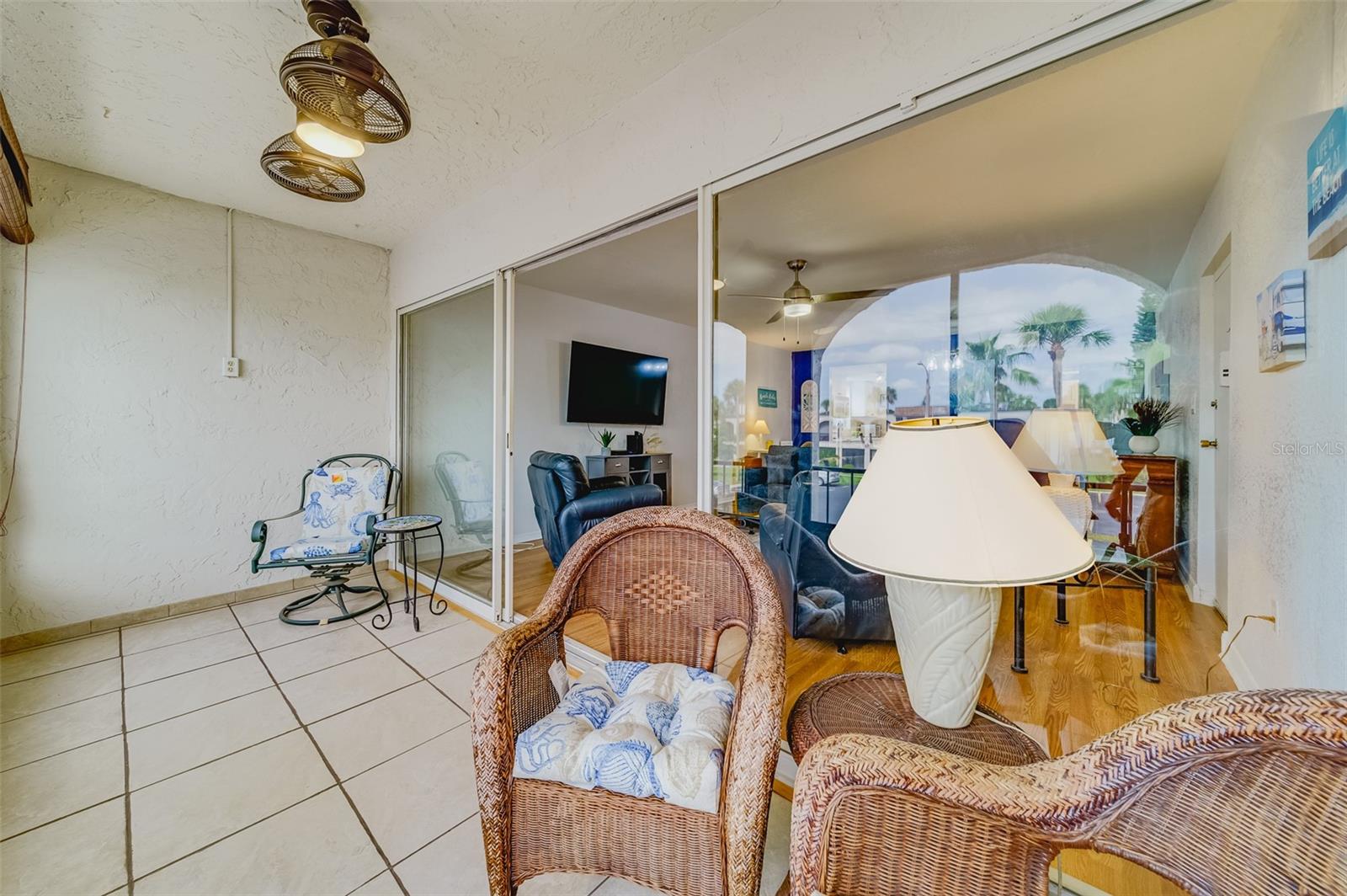 7701 STARKEY RD #208, SEMINOLE, FL, 33777