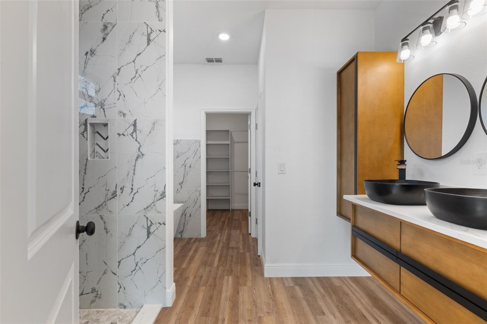 204 SANDRA AVE, BRANDON, FL, 33510