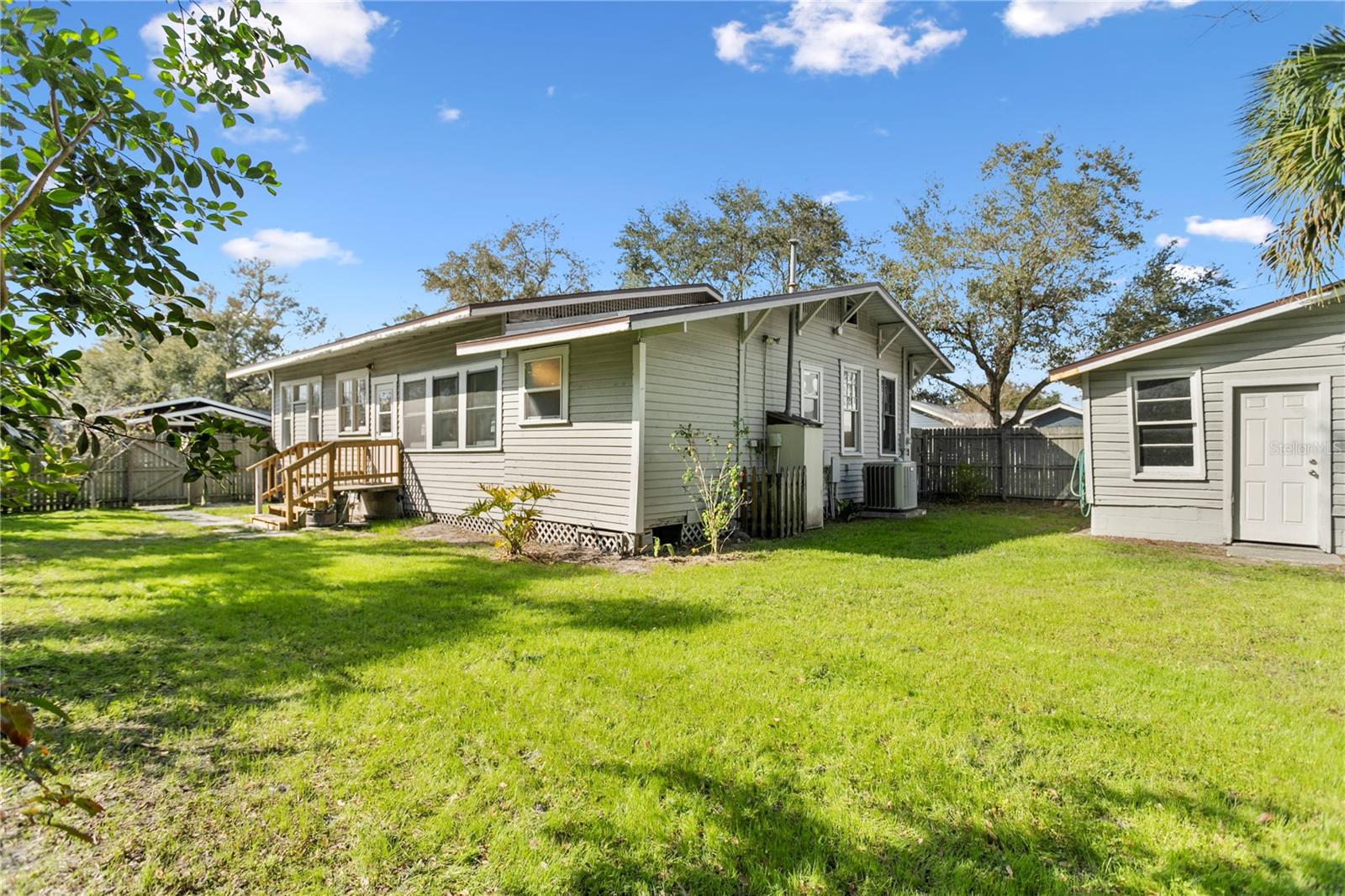 6705 N NAVIN AVE, TAMPA, FL, 33604