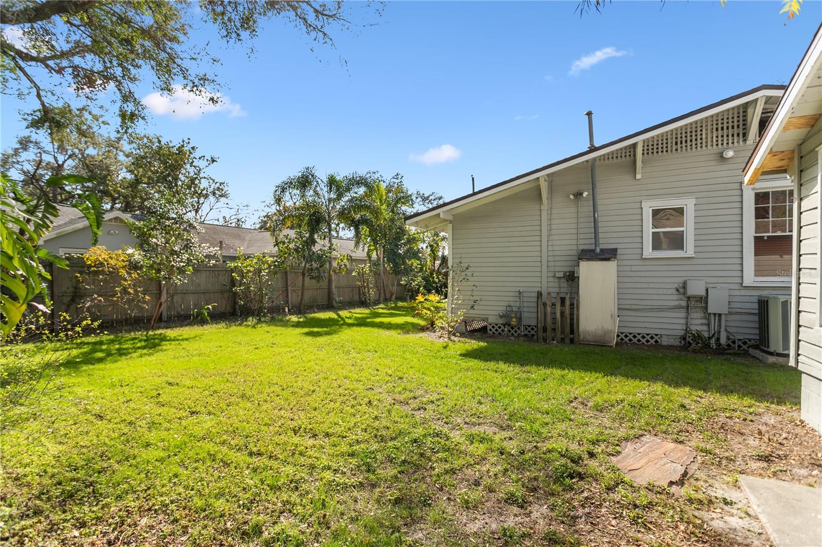 6705 N NAVIN AVE, TAMPA, FL, 33604