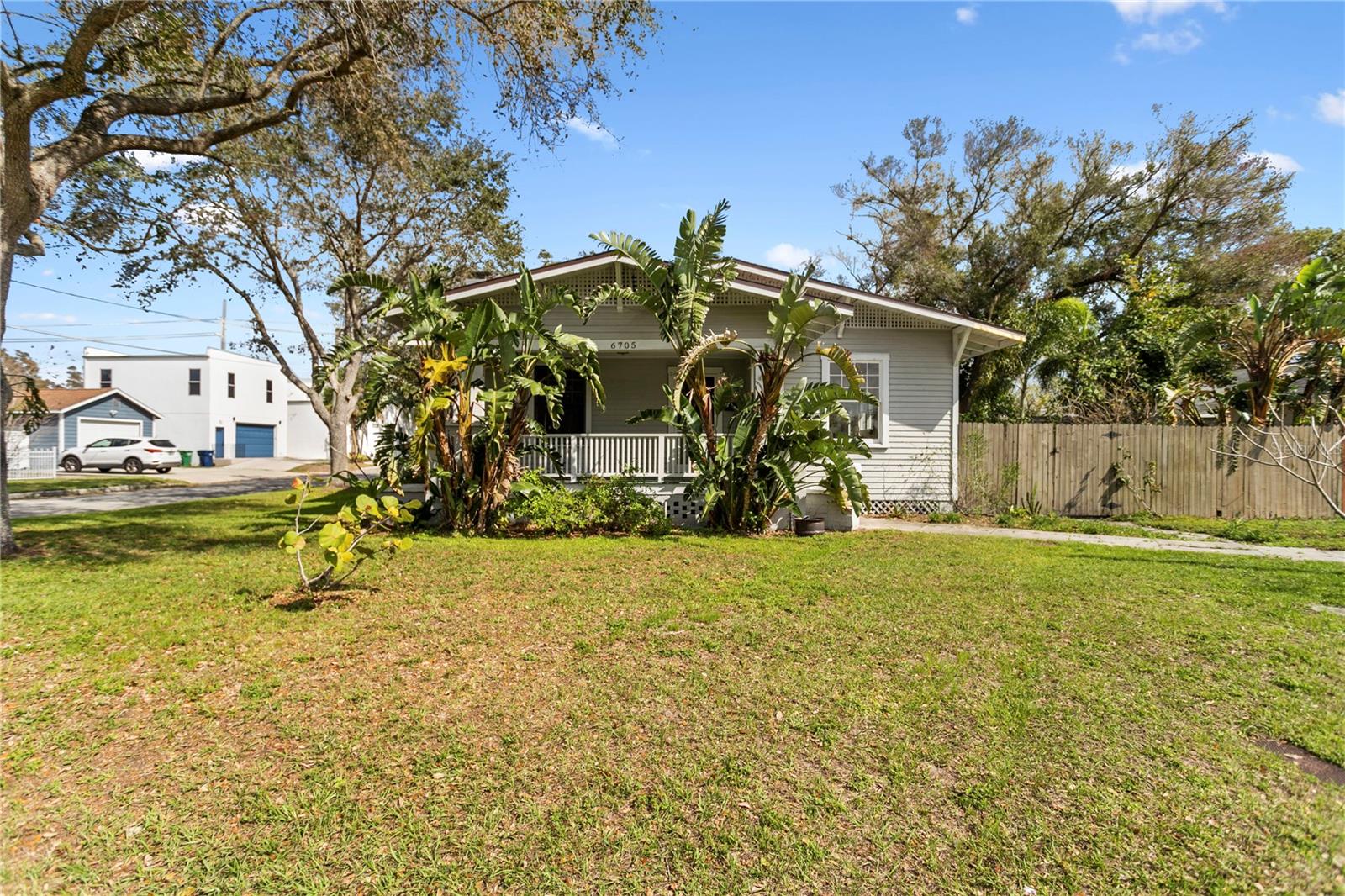 6705 N NAVIN AVE, TAMPA, FL, 33604