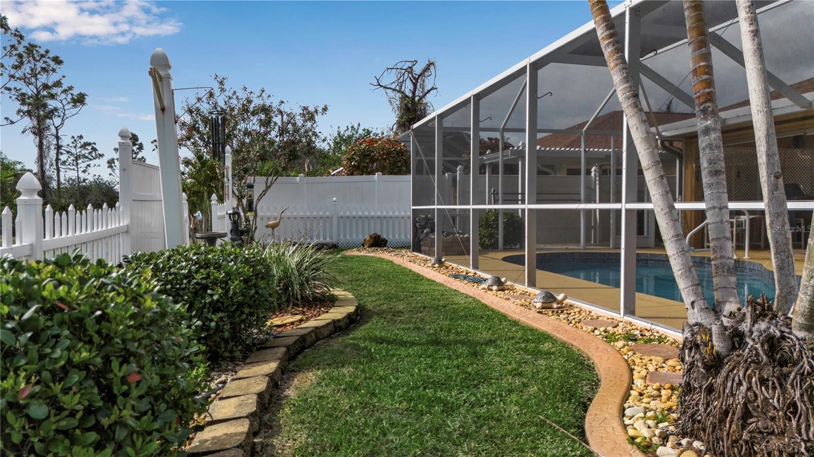 127 JENNIFER DR, ROTONDA WEST, FL, 33947