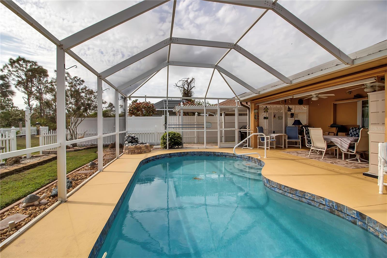 127 JENNIFER DR, ROTONDA WEST, FL, 33947