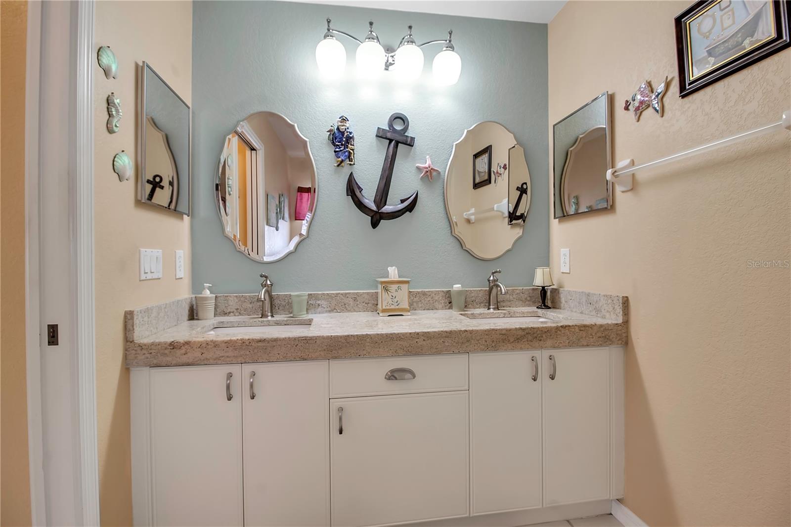 127 JENNIFER DR, ROTONDA WEST, FL, 33947